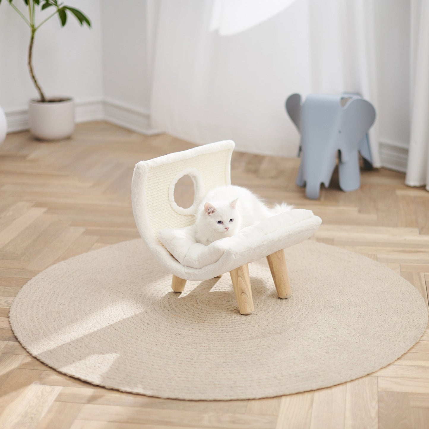 Sopapets | Regal Chaise Cat Tree